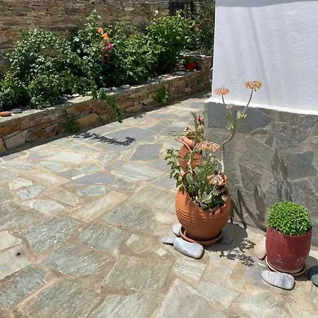 Agkyra Apartment *