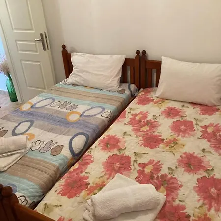 Agkyra Apartment *